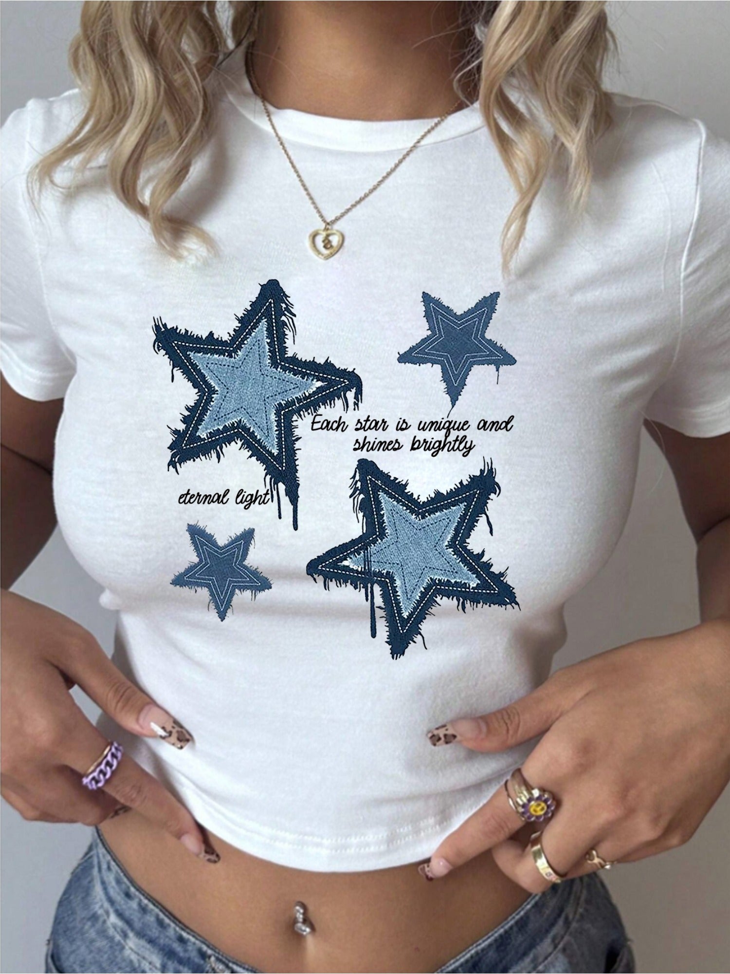 Stylish Star Pattern Print T-shirt - Unique Creative Design, Relaxed Fit, Short Sleeve, Classic Crew Neck - Perfect for Summer Wardrobe, Ideal for Outdoor Activities Tee For Adult, Women, Teen, Teenager, Adolescent,Youth.